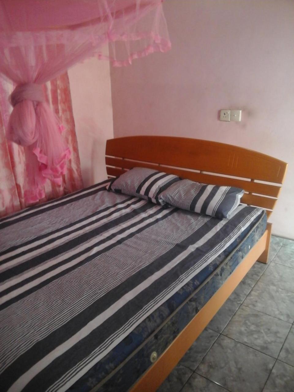 Apartamento Colombo 20 Minutes By Train Wattala Exterior foto