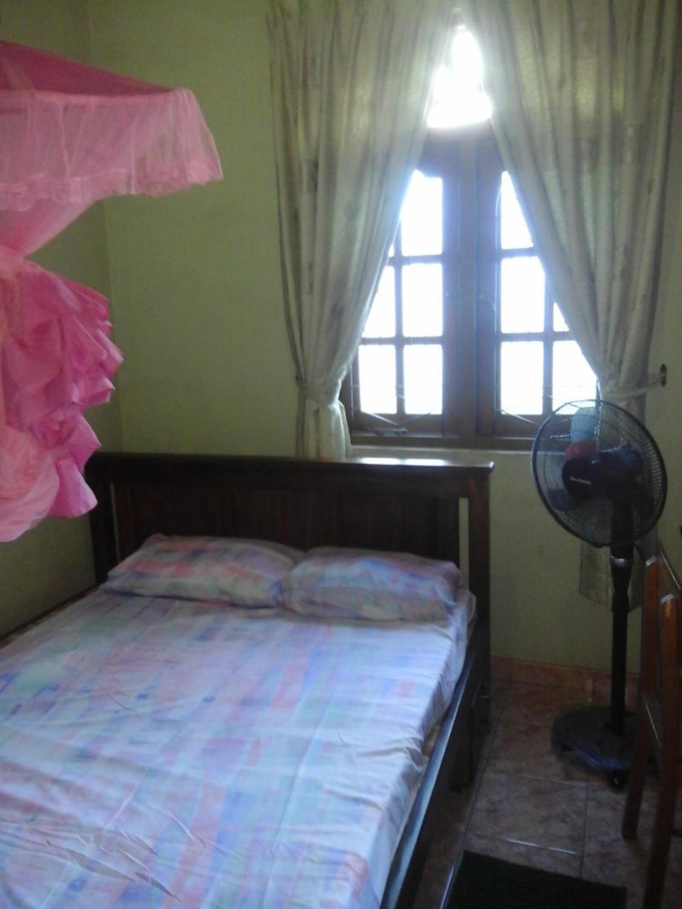 Apartamento Colombo 20 Minutes By Train Wattala Exterior foto